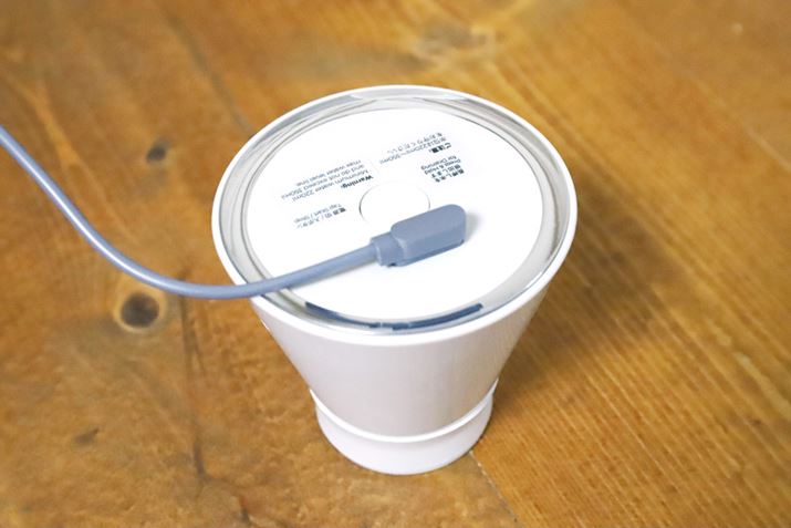 gOɂ܂{̃jbg[dĂ܂傤B}Olbg̏[dP[utĂA[dԂ2Ԃقǂł