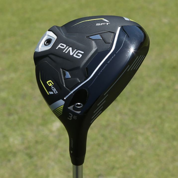 uHL MAXvƓlAʏ탂fƂ̈Ⴂ̓EFCgJo[̐Fƕ̗L̂