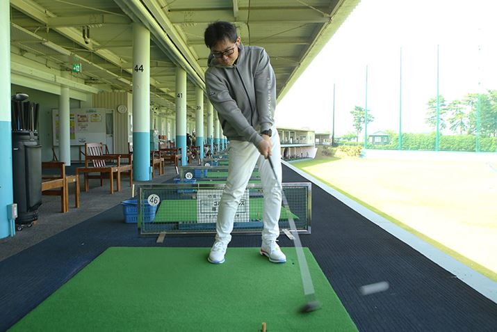 GȃVtĝŁAƐUĂwbhĂ܂B~Xւ̋͂gshł