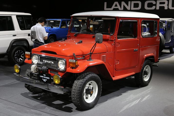 1960NɔĂA24N̊Ԕ̔ꂽOZ[Ԃ́uhN[U[40v