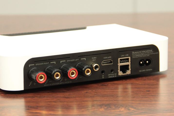 219ij×193isj×44.5ijmmƂRpNg➑̂ɕKvŏ̐ڑ[qB͂ARC/eARCΉHDMÎقAAiO/fW^p3.5mm~j[q̂݁BXs[J[[q̉RCA[q́A2.1ch\p̃TuE[n[o͂