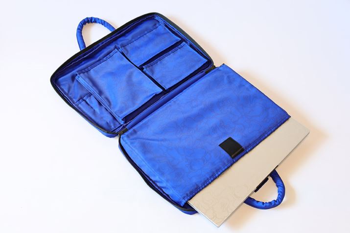 obOɂ̓m[gp\R{̂͂ACX}EXACA_v^[[\BA4TCY̎