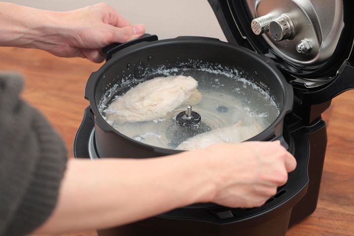 125ɒIBłuU[ӂJAȂׂoāA{ނ˓𐅂̒ɓꂽ܂30uAeM܂