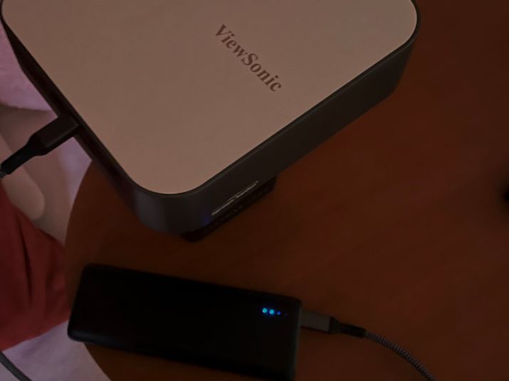 ő24Wo͑ΉANKERuPowerCore Speed 20000 PDvVewSonicuM2evɂȂł݂܂AJ`bƂ͂̂̉fʂ܂ł͂܂ł