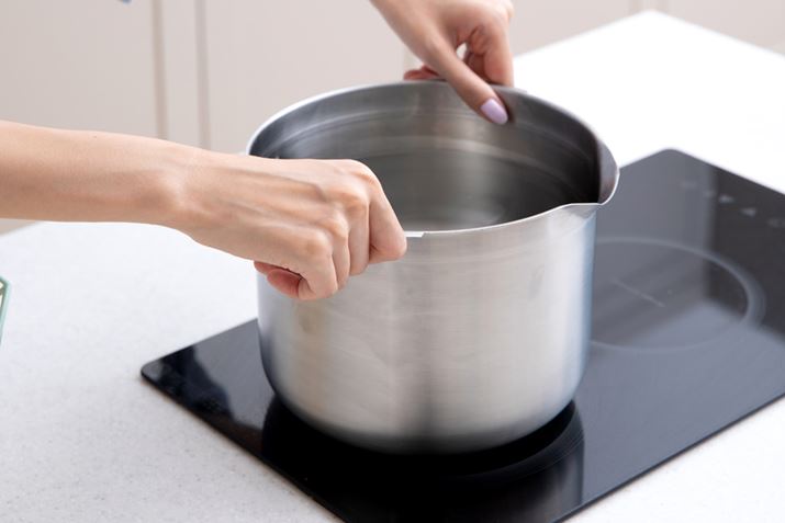 ꂽ^NKXRIHNbLOq[^[ŉMA^N̐𕦓邱ƂŎGۂہi3jł܂BUqԂ^N̒ɓāAꏏɎϕ\iUq̎ϕ5bԂ̂݁jB􂢂ł͓͂ɂ菜ۂł܂