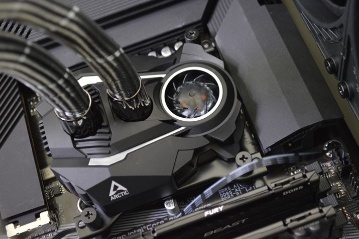 CPUɑARCTICuLiquid Freezer II 280vCPUEH[^[ubNB̂悤ɁAN[[gpƁAN[[CPU܂ɋԂł邽߁AGAt[̖ʂłL