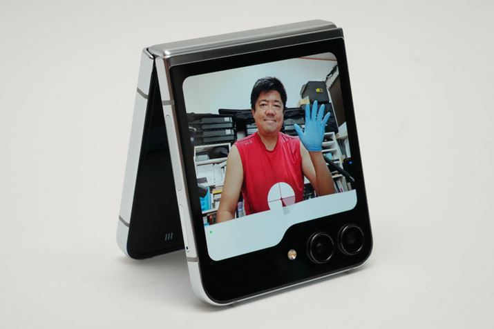 傫ȃJo[fBXvCł̓AJŎB肷ۂɁA\}Fׂ`FbNł