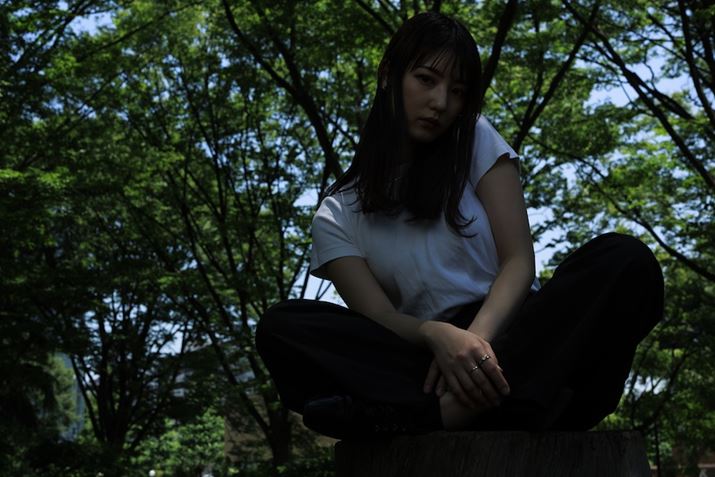 EOS R3ARF50mm F1.2 L USMAF8A1/200bAISO100ARAWBeʐ^i6000×4000A7.9MBj