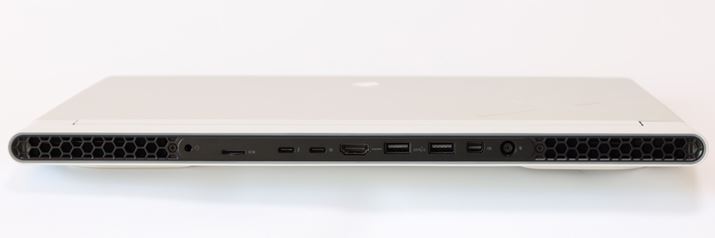 OC^[tFCXׂ͂ĔwʂɓڂĂ܂