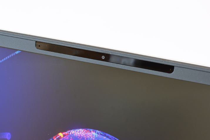 WebJ̓tHDBeɑΉBtHDŃrfIc⃉CuzM\łBXs[J[6ڂĂAP̂łӊOƂo܂