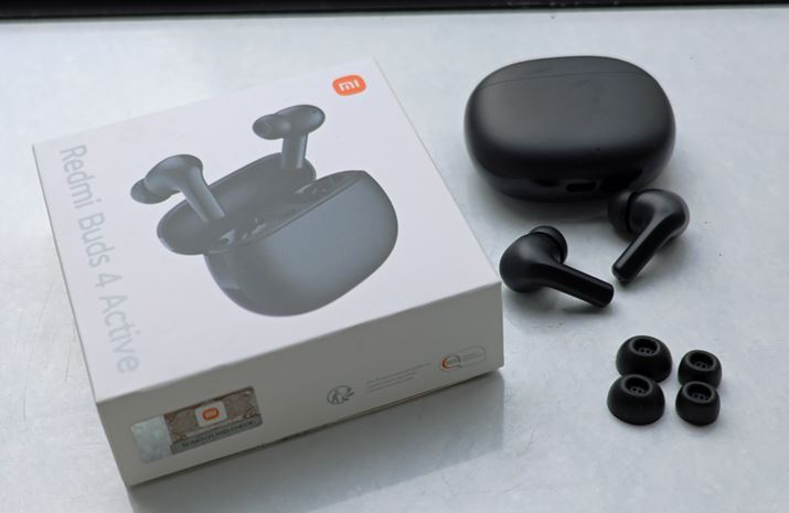 uRedmi Buds 4 Activevɂ͑咆3ނ̃C[`bvtB[d̂߂USB Type-CP[u͕tȂƂɒ