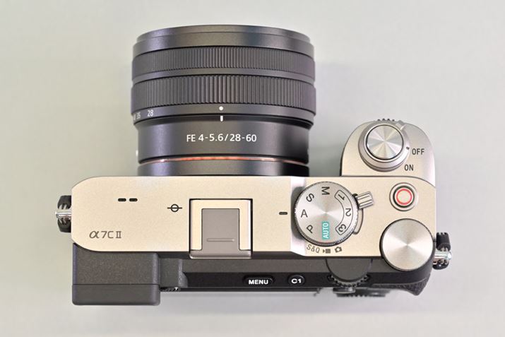 u7C IIv̏ʁBBe[h_C̈ʒuɁAÎ~//S&Q̊eBe[h؂ւ郌o[Ă