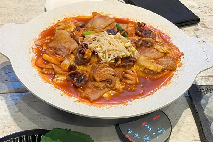 pv[g̕\ʂ̓tbfŉHAHނ̉₷A₷