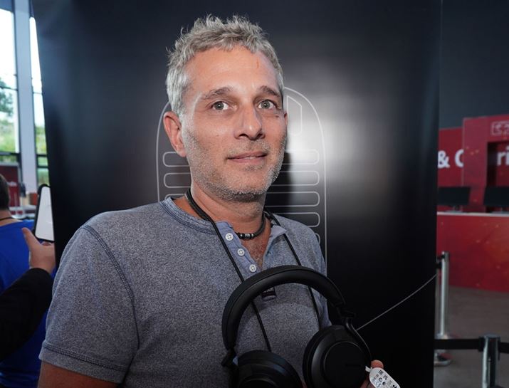 Shurẽv_NgE}[PeBOE}l[W[Alex KolbɁuAONIC 50i2jv̖͂𕷂