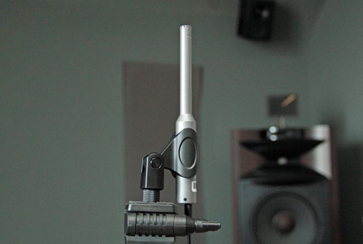 uDirac Livev̗p͕t̃}CNł\AminiDSṔuUMIK-1vƂʔ̃}CN𗘗p