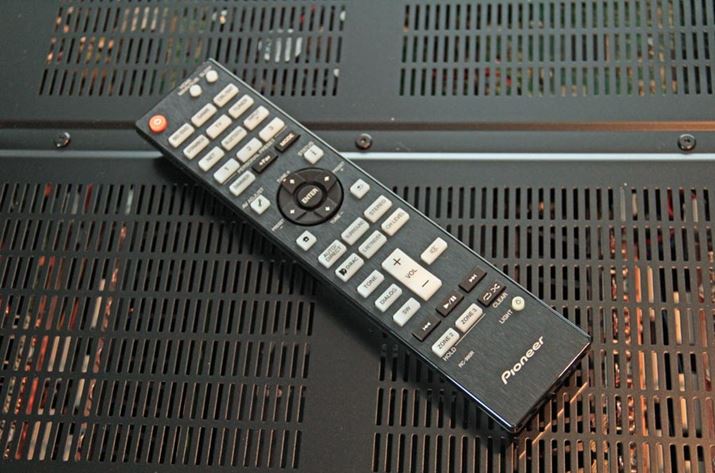 uTX-RZ70vƂقړ`̎ƎRt