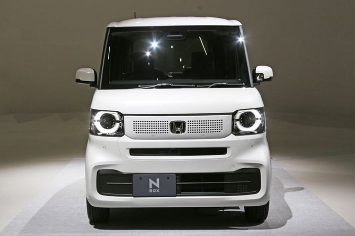 ܂Ȃ\A\肳Ăz_ V^uN-BOXvB[J[\̉i┃O[hȂǂ`