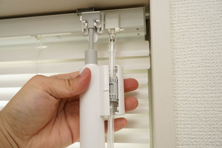 uSwitchBot uCh|[v{̂AMAJbvݍނ悤Ɏt܂