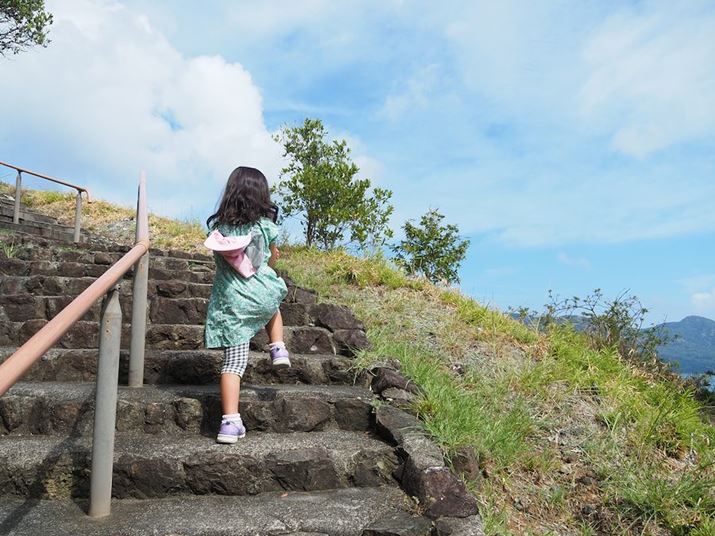 i𒭂߂ȂAЂKiオ܂OM-5AM.ZUIKO DIGITAL ED 14-150mm F4.0-5.6 IIA14mmi35mmZ28mmjAF5A1/1000bAISO200A+0.3EVAzCgoXFVAdオݒFVivid