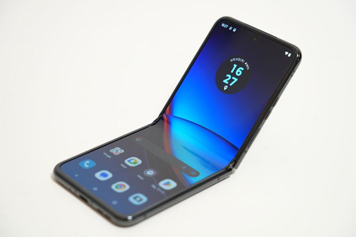 g[umotorola razr 40 ultravBTCgł̔̔i155,800~