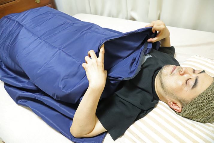 pzc̒[ɔĂt@Xi[J΁At@̕zc𔲂ă_CNgɊɓ܂B[[