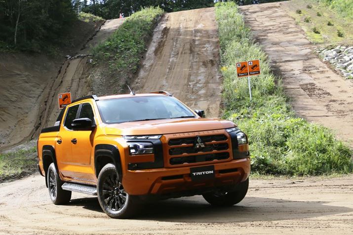 V^ugCgvȂAقǂ̋}łĂ^]eNjbNȂǂKvƂAyɏ艺ł鑖j̍킹Ă