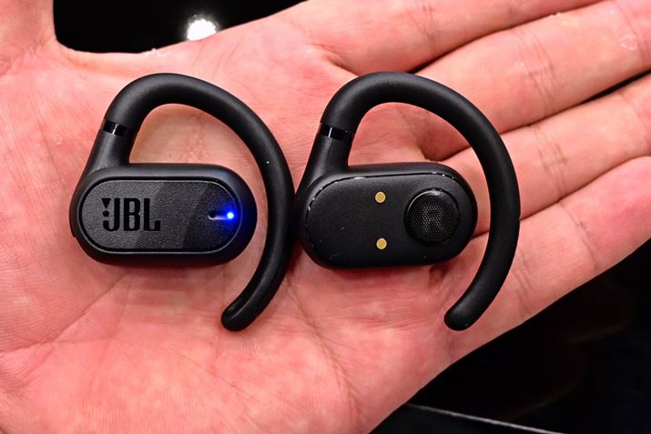 uSOUNDGEAR SENSEṽCz{