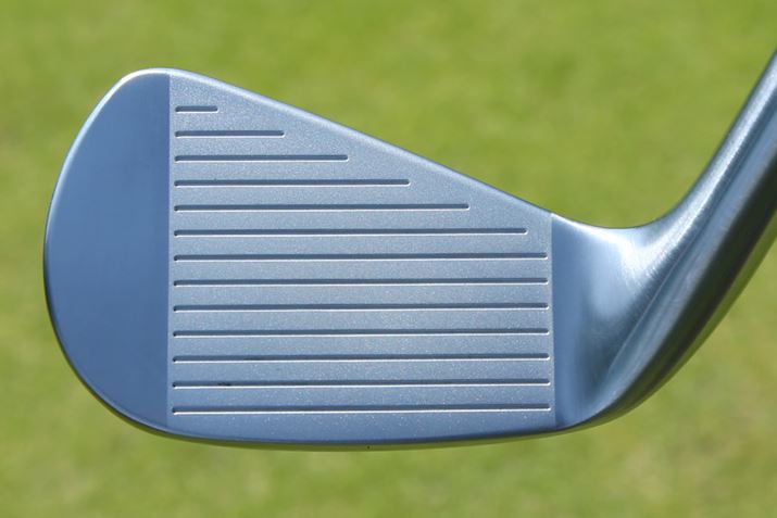 tF[Xfނ́A3Ԃ7Ԃ܂ł́ASUP10ƌĂ΂ol|A8ԂPW܂ł͓S̗pĂ܂BͤԎ育Ƃ̐\ǋ邽߂̍Hvł