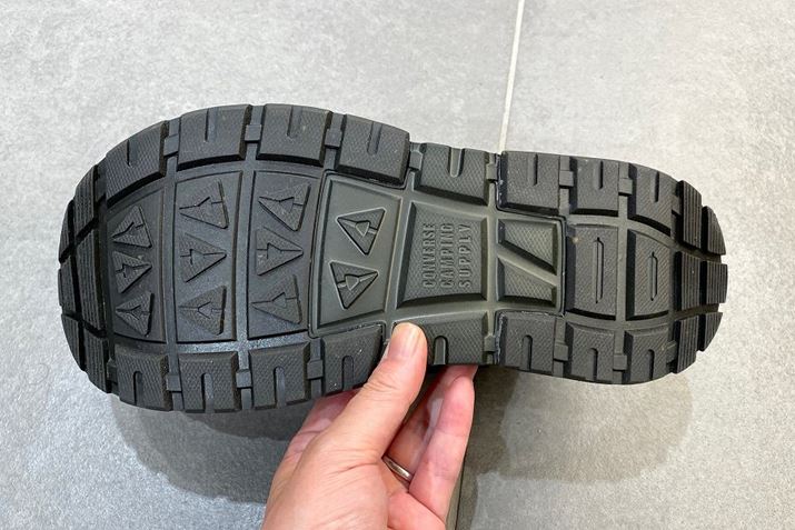 AEg\[́Aܐ悩炩ƂɂāAL[̂acɓ邱ƂŁArB ɁAs̗ɉ傫߂̃ubNӏ̗p邱ƂŁAꂽڒnƋȐmۂĂ܂