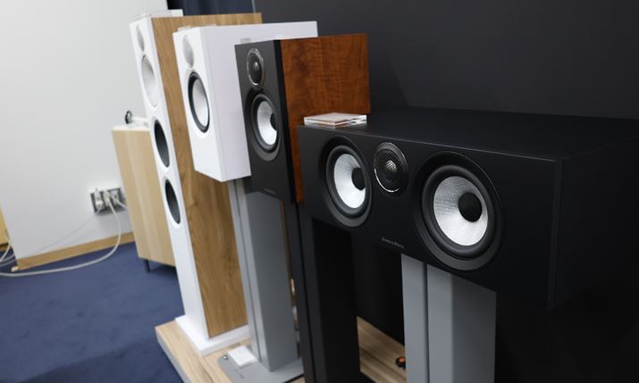 TEhhAɃZ^[Xs[J[gLhhɂ̓Z^[Xs[J[CAbv邱Ƃꂵ|Cg