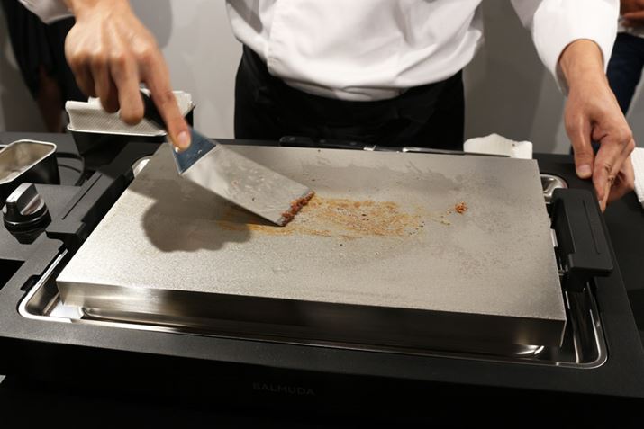 XŖڂɂƂ͂܂Aƒpzbgv[gŏłtwŃKVKVCĂ̂͌ƂȂ̂łƃhLhL܂BłAuBALMUDA The Plate ProvȂȂI