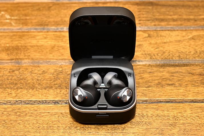 [dP[ẌꕔizuƎ[̃CzVʂƂȂV\uo[eBJCAEgv̗p邱ƂŁA啝ȃRpNgƂBȂAɌ܂ŃfbhXy[X팸eŁAECz̊Ԃ̃Xy[XȂ苷Bt̃C[s[XȊOɌۂ͒ӂ