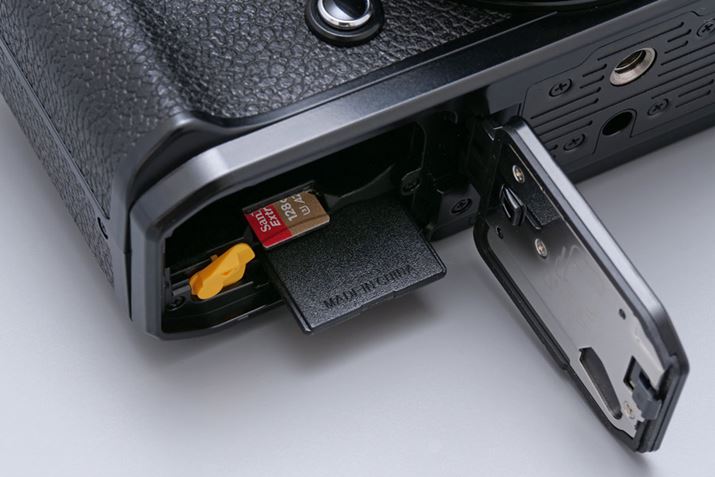 SDJ[hiUHS-IIΉjmicroSDJ[hiUHS-IΉj̃_uXbg̗p