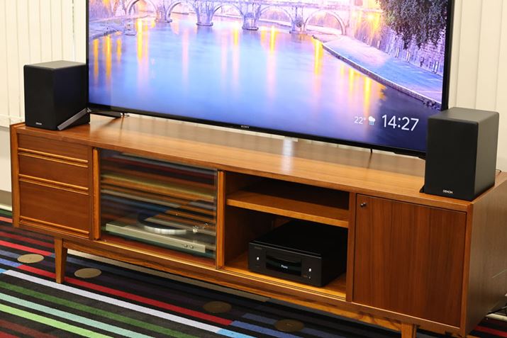 HDMIP[uŃerƐڑĂ΁ADȃXs[J[er̃Xs[J[ƂĈBʒ̓er̃ROK