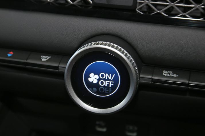 uGNXyGXZNV_Cv́A_C񂷂ƂŒ̉t\؂ւAǂ̋@\𑀍ł̂ЂƖڂł킩悤ɂȂĂ