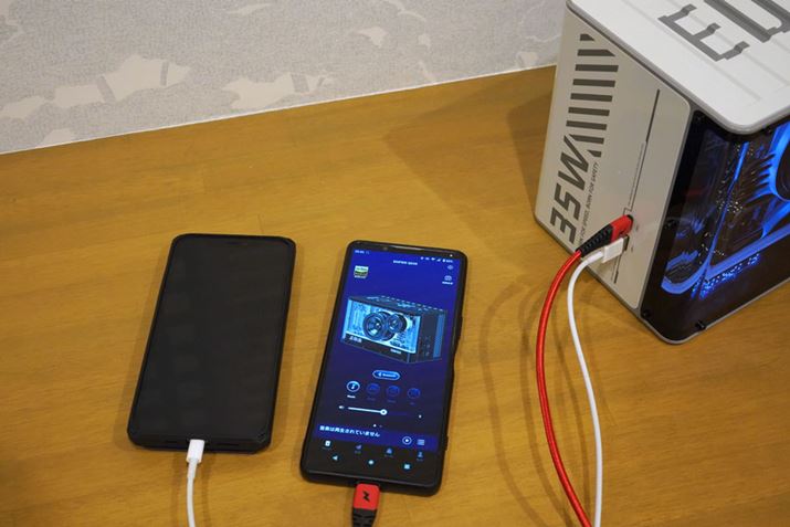 {̍ʂUSB Type-A[qiő18WjUSB Type-C[qiő35WjpӂĂAGaN(KE) eNmW[ڂ̖{iIȏ[dƂĂg