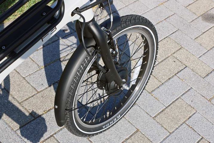 ^CTCY͑OƂ20×1.95C`ƁA߁BuH3v̓tgtH[NɃTXyV@\𑕔ĂAuF3v͕tĂȂ