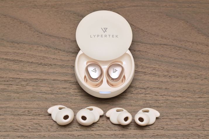 uSOUNDFREE S10vi摜̃{fBJ[̓x[WjBsbNAbv3f̂Ȃł͗BAANeBuEmCYLZO𓋍ڂĂ