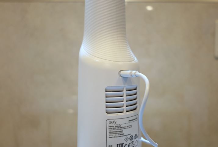 [dMicro USB Type-BB{̗ɂ邽߁AĂ܂܏[dł