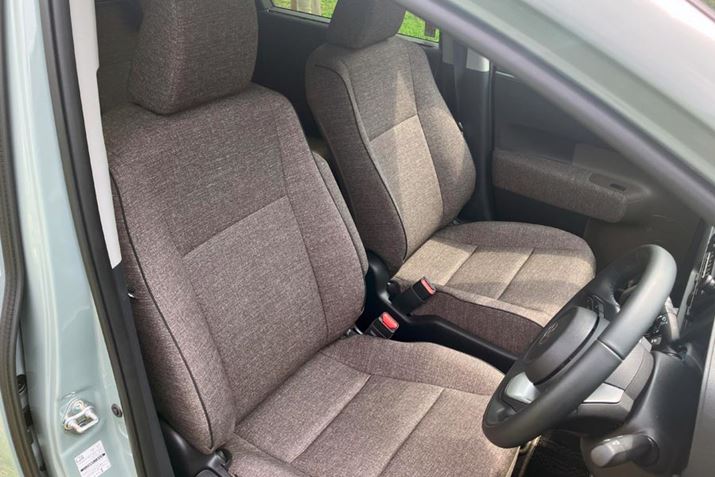 lIɂ́A^]V[g₷\t@݂ċĈۓIł