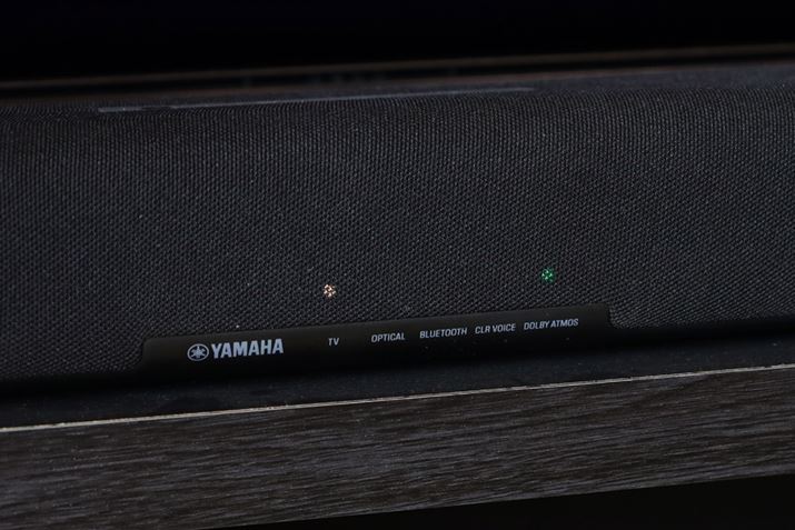 uDolby Atmosv̐MƁAOʂ́uDolby AtmosvLEDΐFɌ܂