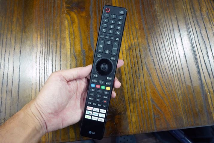 tR͏cfUCB_CNg{^͉ɔzuĂ