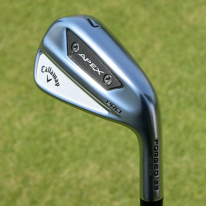 obNtF[X̃v[gfUC̃ANZgɂȂĂāAȂȂJbRCCłˁB\łA݂͂܂ȂA肵Oςł