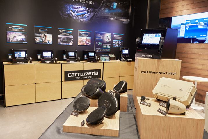 uyirv̒a25NLOCxgJÁBuyirvf̗j킩qXg[{[hWقAŐV́uTCo[irvXs[J[ɐG邱ƂłBڍׂɂĂ͌q