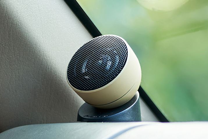 NAœ̂鍂vXĂ`[AbvgDC[^[uTS-T440ASvB̂ŁA_bV{[hȂǂɐݒułA{̂㉺̍œKȊpx֒ł