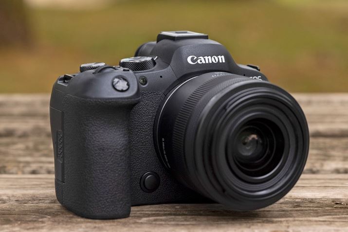 J́uEOS R6 Mark IIvgpBɂꂽAF@\ƘAʐ\lIɂ͂ƂĂ͓IȃJł