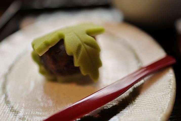 ЂXɂ͓`IȘaَqX񂠂āAɂȂaَqƖ܂BuRF24mm F1.8 MACRO IS STMvȂ΁AKK܂IEOS R6 Mark IIARF24mm F1.8 MACRO IS STMAiDAEAF1.8A1/80bAISO125A-0.3EVAzCgoXFAsN`[X^CFfBe[dBeʐ^i6000×4000A5.6MBj