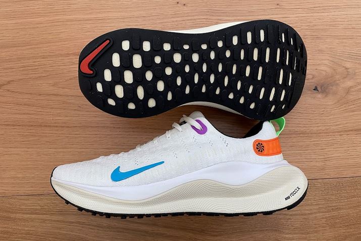 iCLuiCL CtBjeB 4 SEviō18,700~j