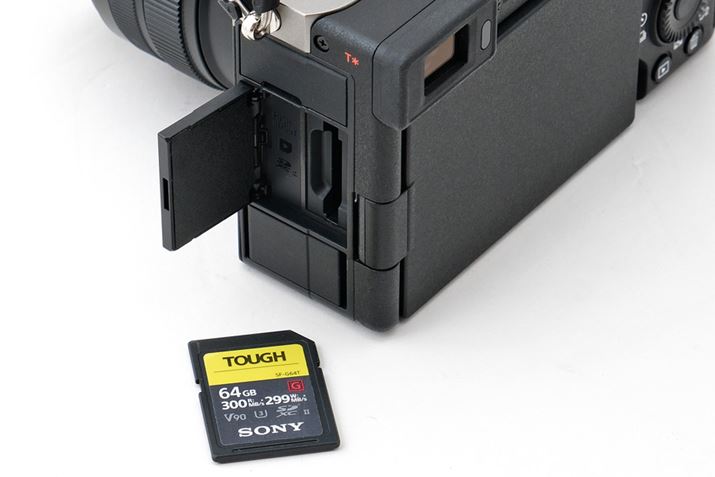 JʂSD[J[hXbg1ځBUHS-IIɑΉĂ܂