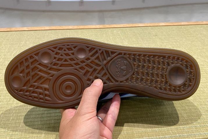 R[gł̂ꂽObv͂ǋ邽߁AAEg\[͋zՏ̃gbhp^[gp